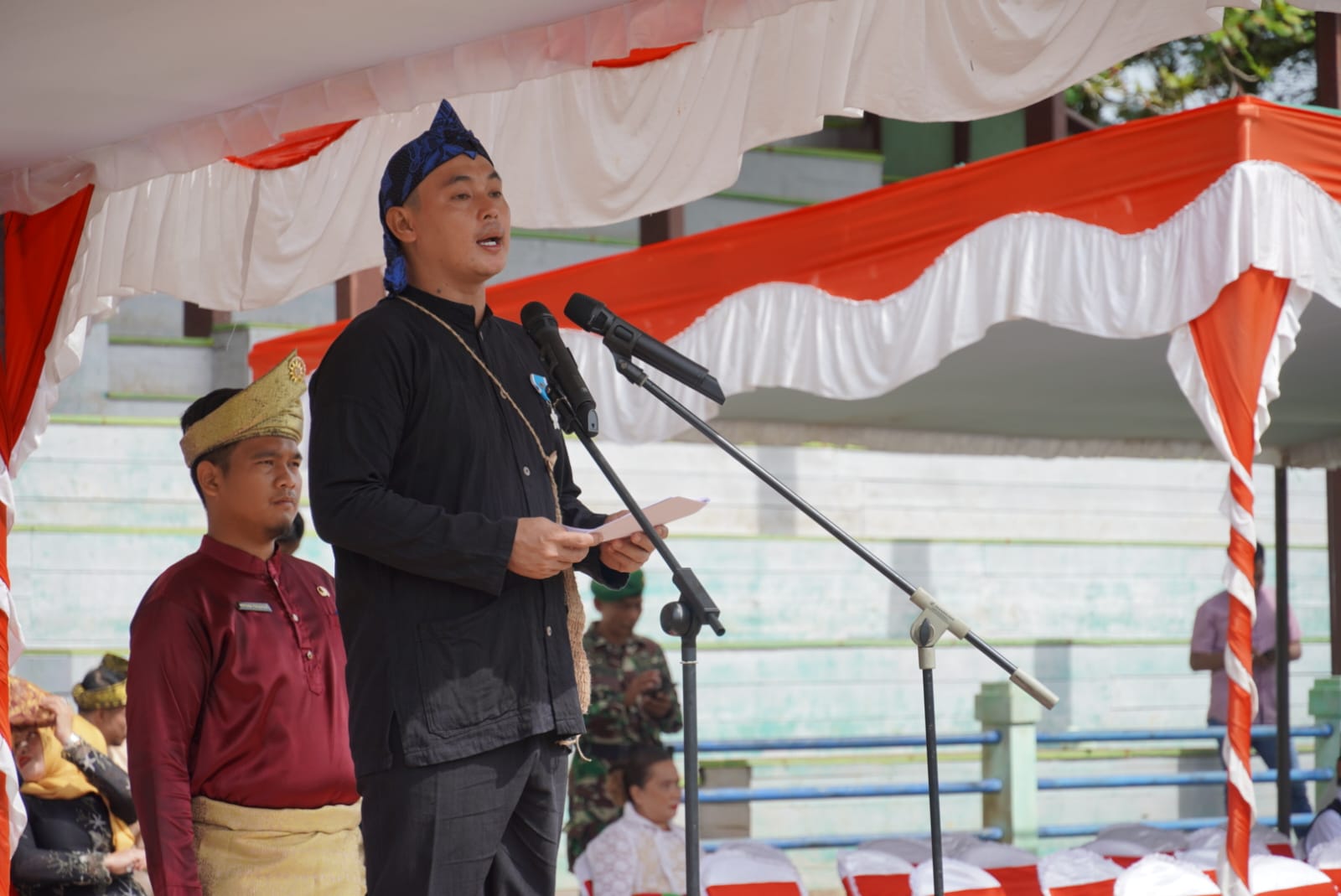 Wakil Bupati Kapuas Hulu Wahyudi Hidayat saat menjadi inspektur upacara sumpah pemuda