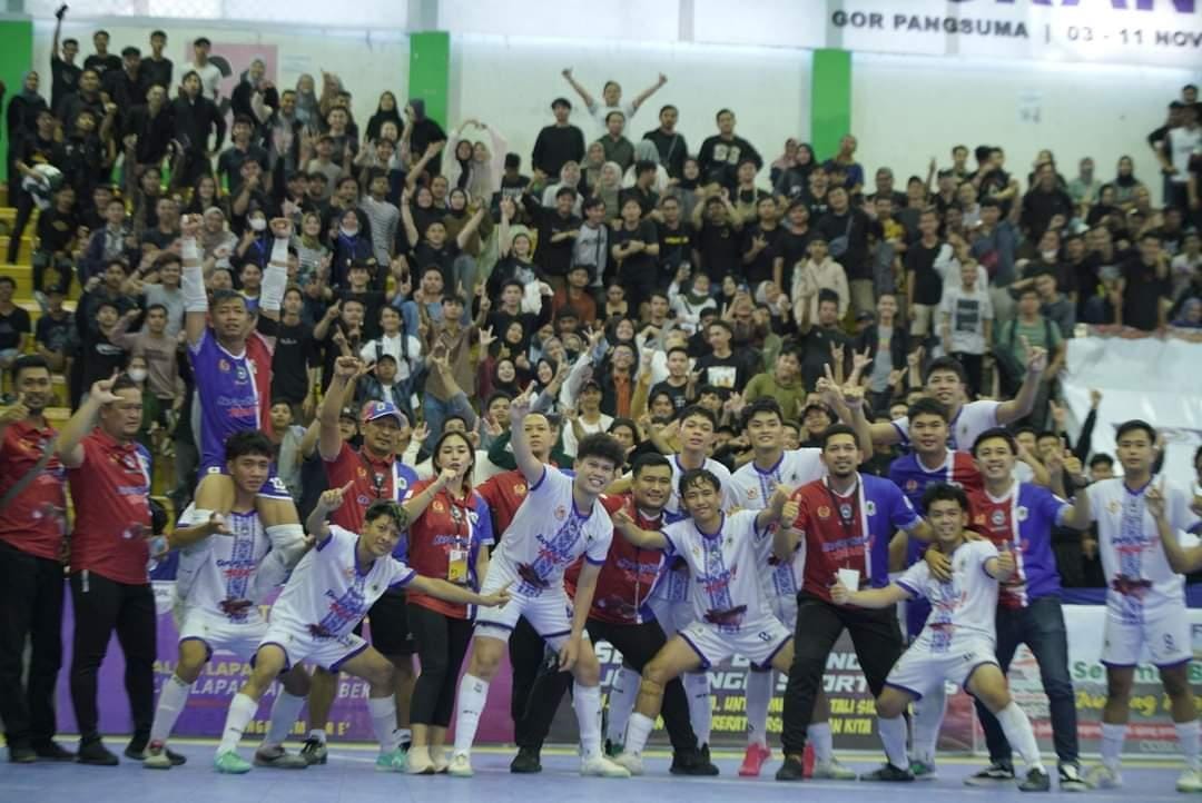 Tim Futsal putra Kabupaten Kapuas Hulu yang berhasil mengalahkan Kubu Raya