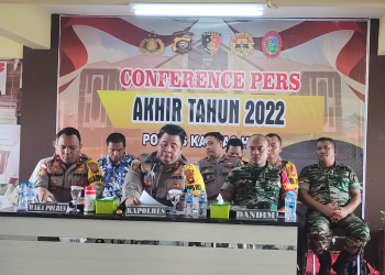 Conference Pers yang dilakukan Polres Kapuas Hulu dalam pencapaian kinerja tahun 2022