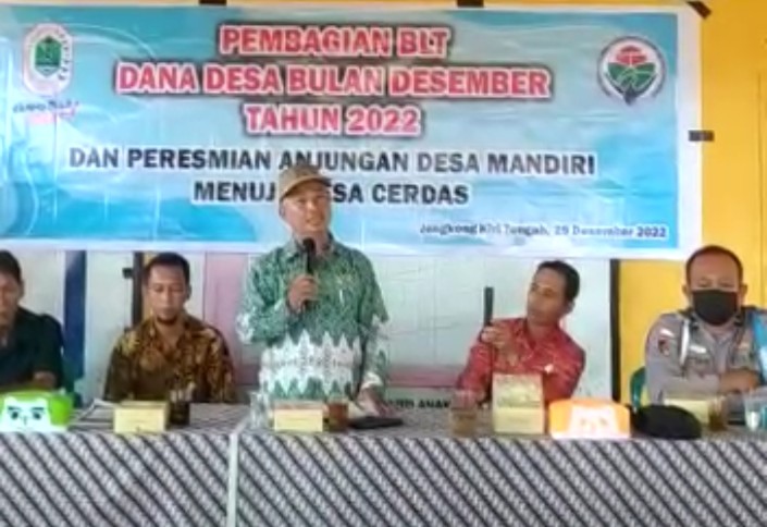 Launching pelayanan berbasis digital berupa Anjungan Desa Mandiri menuju desa cerdas di Desa Jongkong Kiri