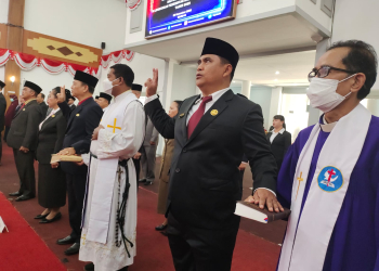 Pelantikan pejabat eselon II di Lingkungan Pemkab Kapuas Hulu