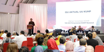 Masyarakat Hukum Pidana dan Kriminolog Indonesia Gelar Sosialisasi KUHP Baru di Pontianak