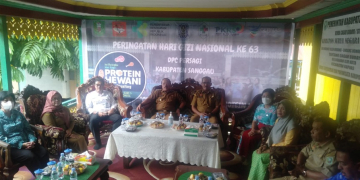 Foto---Wakil Bupati Sanggau, Kadinkes, Ratu Keraton Surya Negara, Ketua TP PKK Sanggau hadir di acara peringatan Hari Gizi Nasional ke-63 di Keraton Surya Negara Sanggau, Senin (30/01/2023)---Kiram Akbar 