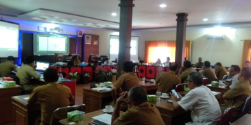 Foto--Rapat panitia MTQ XXXI Tingkat Provinsi, Senin (21/02/2023) di aula Bappeda Sanggau--Kiram Akbar
