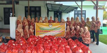 Sembako yang dibagikan kepada kaum Dhuafa