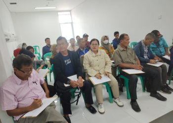 Bacaleg Kapuas Hulu saat mengikuti tes kesehatan kejiwaan tertulis di RSUD Ahmad Diponegoro Putussibau