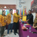 Fabianus Kasim Ketua DPC Hanura Kapuas Hulu saat menyerahkan berkas pendaftaran Bacaleg ke KPU Kapuas Hulu