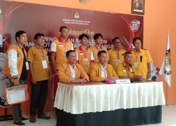 Hanura Daftarkan Bacaleg ke KPU Sanggau, Jam 10, Tanggal 10, Partai Nomor 10