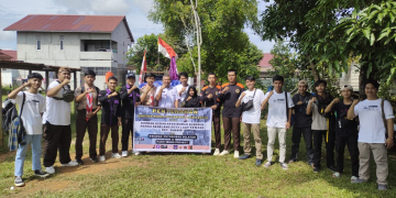 Penyaluran bantuan untuk korban kebakaran di Suhaid oleh PMP Kapuas Hulu