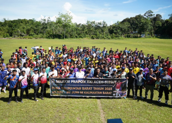 Pemain sepakbola Kabupaten Kapuas Hulu saat mengikuti seleksi Pra PON Kalbar 2023