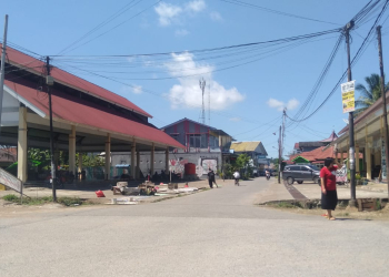 Foto---Pasar Seroja yang terdiri dua bagian. Sebelah kiri rencananya akan dibuat food court dan sebelah kanan terdiri dari kios-kios---Kiram Akbar