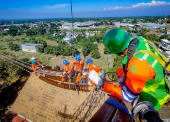 Turunkan Gangguan Listrik Lebih dari 25 Persen di 2022, PLN Sukses Lampaui Target