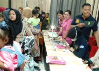 Foto---Posyandu yang digelar di aula Mapolres Sanggau, Jumat (28/07/2023)---Kiram Akbar