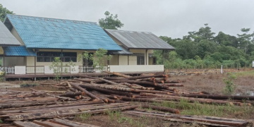 Pembangunan ruangan di SLB Negeri 25 Kedamin Hilir mulai dilakukan