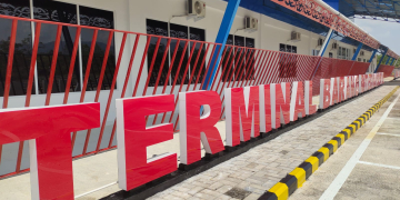 Terminal barang Internasional yang ada di Kecamatan Badau ini sudah lama selesai dibangun, namun hingga saat ini belum difungsikan