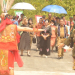 Foto---Bupati Sanggau, Paolus Hadi, beserta rombongan disambut tarian adat sebelum masuk ke lokasi acara peresmian gedung baru RSUD M.Th Djaman, Senin (25/09/20923)---Kiram Akbar