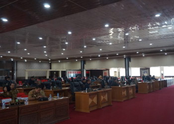 Sekda Sanggau Tanggapi Pandangan Umum Fraksi, Besok Ketuk Palu APBD Perubahan 2023