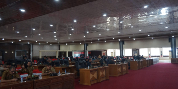 Sekda Sanggau Tanggapi Pandangan Umum Fraksi, Besok Ketuk Palu APBD Perubahan 2023
