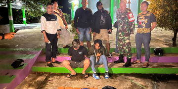 Foto---Para tersangka dan barang bukti yang berhasil disita petugas.ist