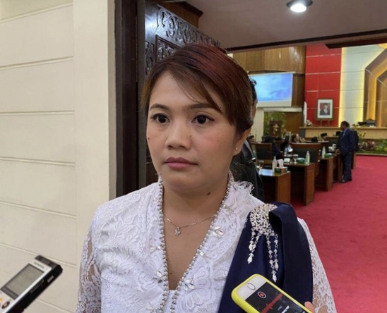 Lidya Natalia Sartono anggota DPRD Provinsi Kalbar 