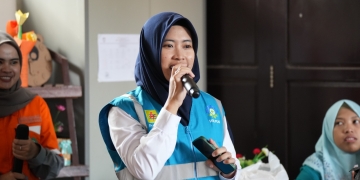 Srikandi PLN Perkenalkan Energi Baru Terbarukan ke Murid SD Palangka Raya