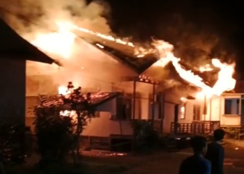 Rumah Dinas Kesehatan di Kapuas Hulu Habis Terbakar