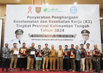 Implementasi Budaya Safety, PLN Raih Penghargaan Zero Accident dari Gubernur Kalteng