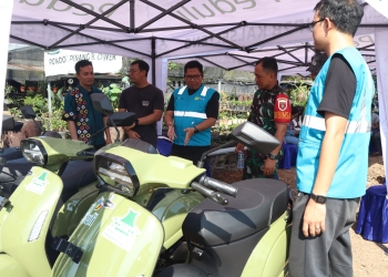 PLN Salurkan Motor Listrik Bagi Pelaku UMKM di Banjarbaru