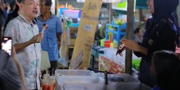 Yansen Sapa Pelaku UMKM di Festival Faraje’ Pasaka Negeri 2024