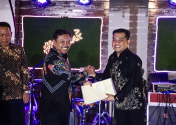 PLN Terima 47 Sertifikat Tanah dari ATR/BPN untuk Percepat Proyek Pembangunan Infrastruktur Ketenagalistrikan di Kalimantan Barat