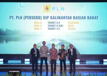 UMKM Binaan PLN “Serundeng Tradisional 3 Dare” Sabet Sertifikat Siddhakarya Kualifikasi Unggul