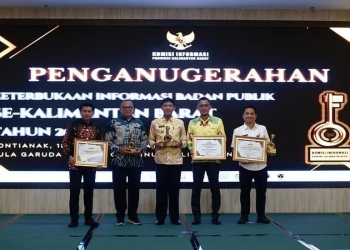 Wabup Farhan Hadiri Penganugerahan Badan Publik Tahun 2024