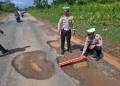 Lubang Jalan di Km 36 Trans Kalimantan Telan Nyawa, Polisi Lakukan Penanganan Darurat