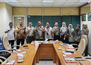 Ketua DPRD Ketapang Dorong Penguatan Perlindungan Petani Kebun Kemitraan di Kementerian Pertanian