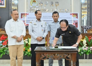 DPRD Ketapang Gelar Paripurna Pemberhentian dan Penetapan Kepala Daerah Terpilih