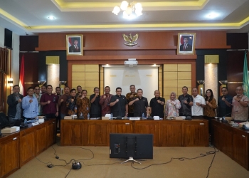 Kolaborasi DPRD Kalbar dan PLN Dorong Penguatan Infrastruktur Kelistrikan untuk Peningkatan Ekonomi Kalimantan Barat