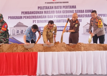 Masjid dan Gedung Serba Guna Desa Sansat Kecamatan Toba Mulai Dibangun