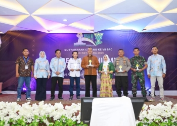 Pj Sekda Ketapang Lepas Pawai Budaya di Klenteng Tua Pek Kong