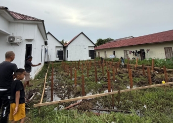 Kapal Tangker Pertamina “Kencing” di Sungai Kapuas Pontianak