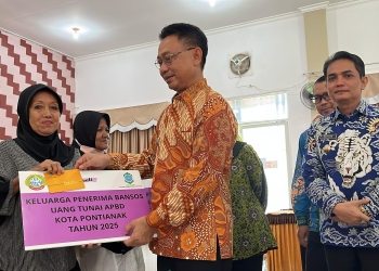 Kapal Tangker Pertamina “Kencing” di Sungai Kapuas Pontianak