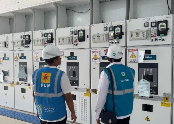 PLN Perkuat Keandalan Kelistrikan di Kalimantan Melalui Peninjauan Infrastruktur