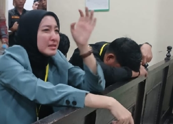 PN Pontianak Vonis 20 Tahun Penjara Ibu Tiri yang Bunuh Ahmad Nizam