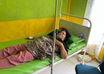 Angin Puting Beliung Terjang Batu Ampar, Satu Orang Dilarikan ke Puskesmas