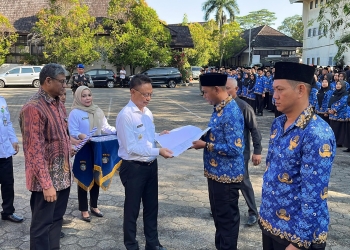 927 ASN dan PPPK Pontianak Terima SK Pengangkatan, Edi Kamtono: Pengabdian Diri Sepenuh Hati