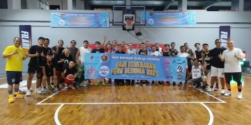 Muhammad Idham Terima Gelar “Legenda” dari PS Pemkot Pontianak