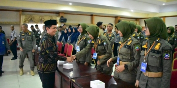 Polres Kubu Raya Gelar Rekonstruksi Remaja Tuli Bisu Tikam Tetangga Hingga Tewas