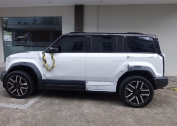 Panik dan Salah Injak Pedal, Chery J6 Hantam 9 Sepeda Motor Parkir dan Ruko di Pontianak