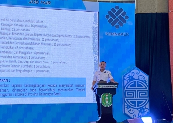 Panik dan Salah Injak Pedal, Chery J6 Hantam 9 Sepeda Motor Parkir dan Ruko di Pontianak