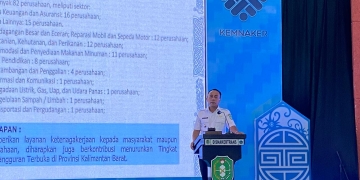 Panik dan Salah Injak Pedal, Chery J6 Hantam 9 Sepeda Motor Parkir dan Ruko di Pontianak