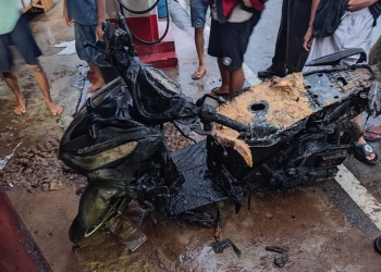 Dua Sepeda Motor Terbakar di Desa Pal Sembilan, Polisi Turun Selidiki